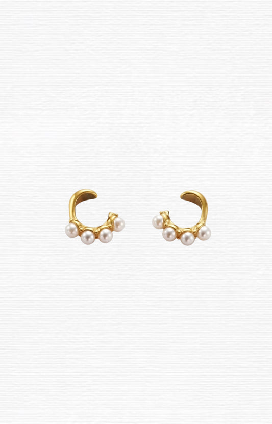 Pearly Ear Cuff