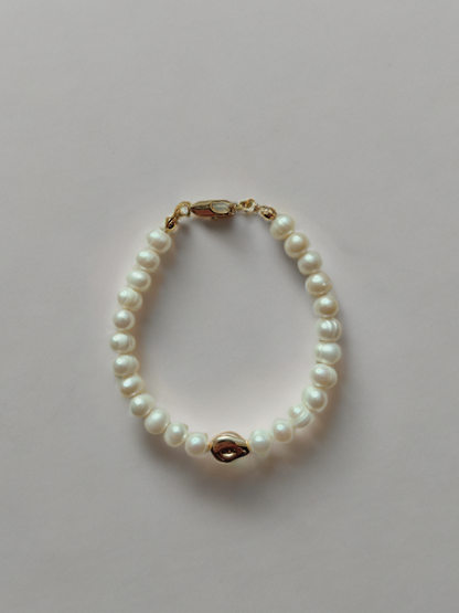 Flora Bracelet (Natural Pearls)