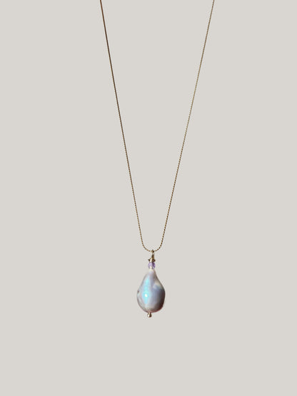 Baroque pearl necklace