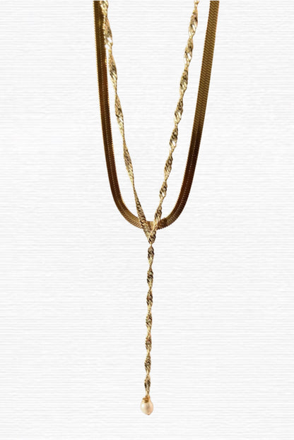 long necklace with natural pearl