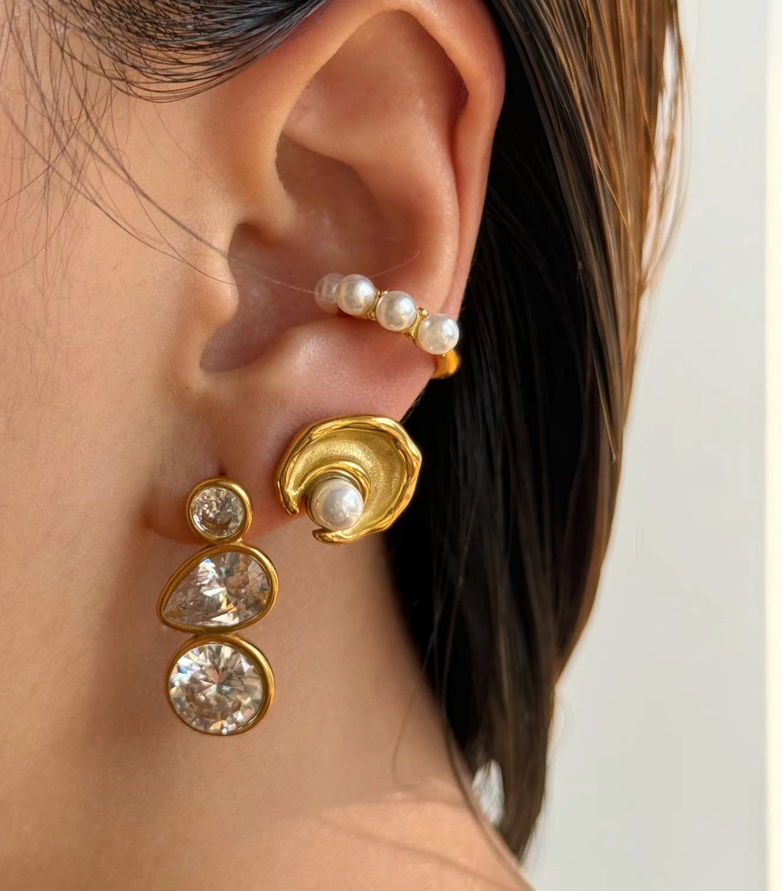 Pearly Ear Cuff