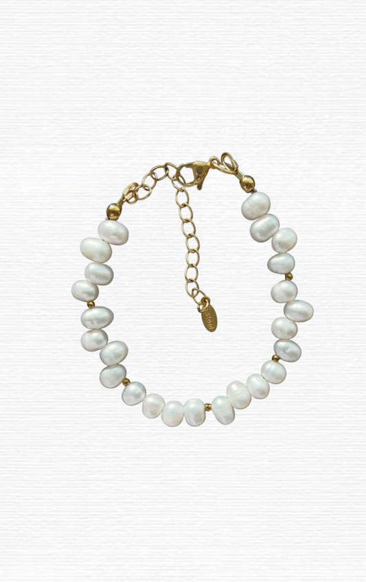 So Pearly Bracelet