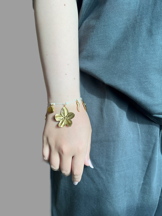 Angle bracelet
