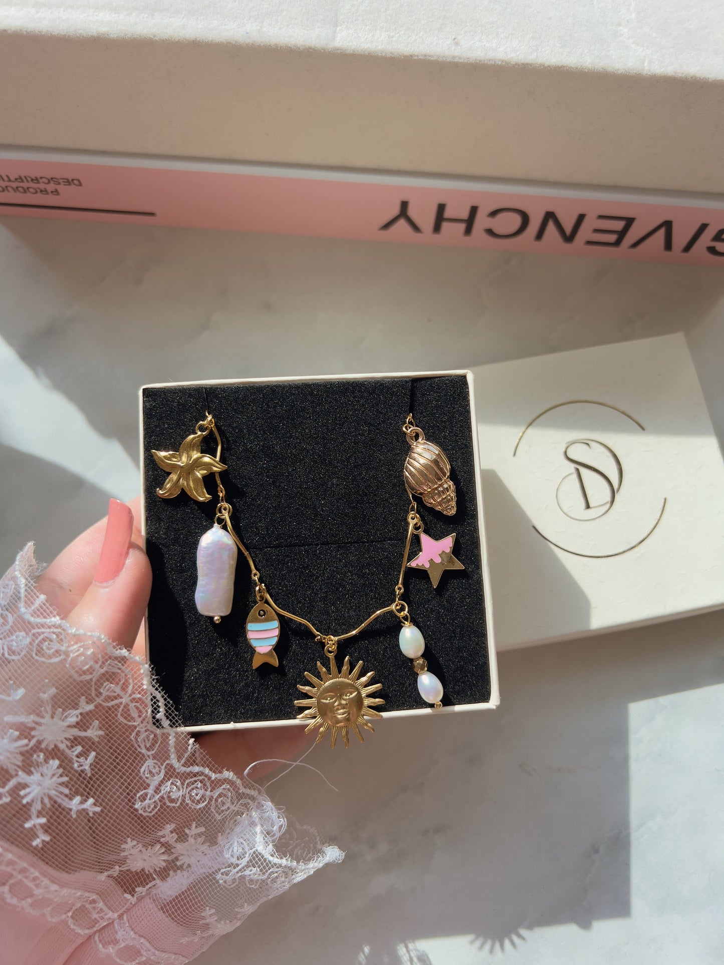 Charm it up necklace